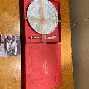 Mariposa White Holiday Plate Set